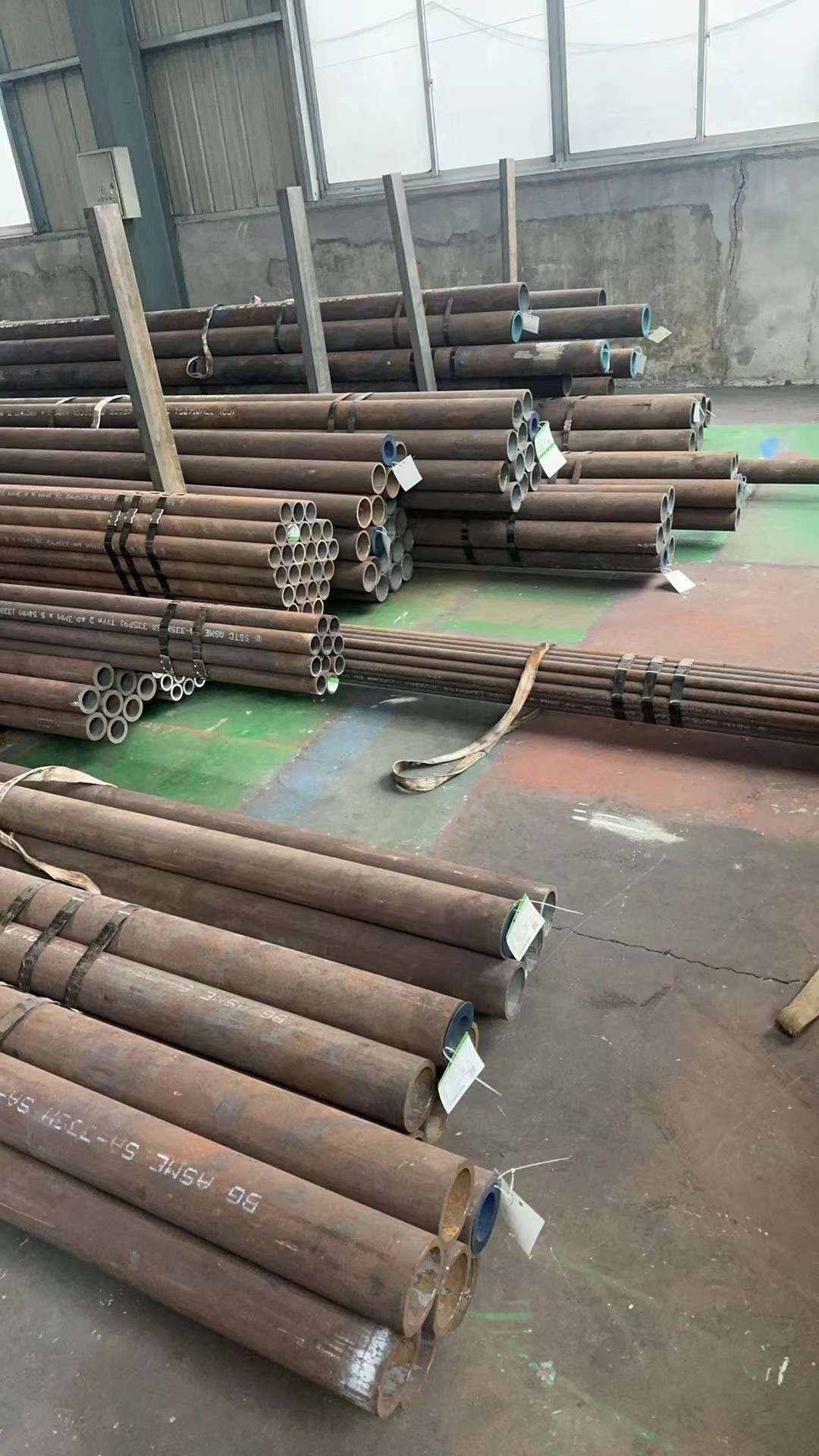 焊接大小頭   Φ45×8.6/Φ31.8×6.5mm  15CrMoG